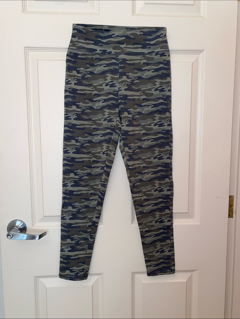 Flirtitude Camo Leggings - Olive Green